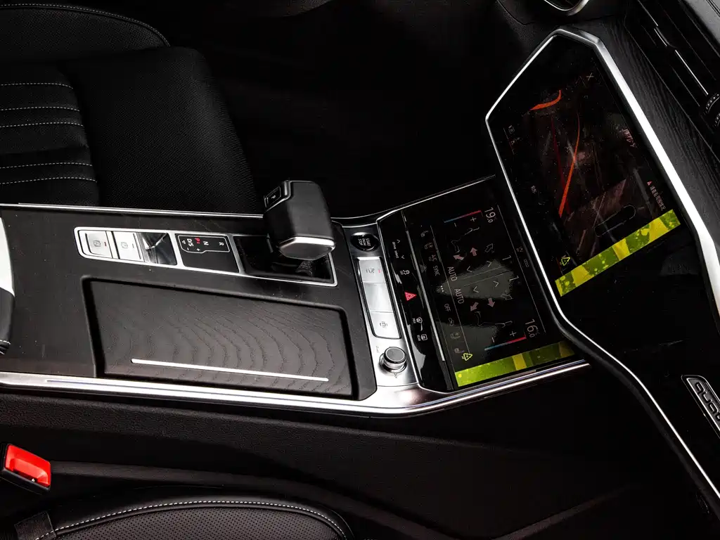 Audi A6L — миниатюра 7