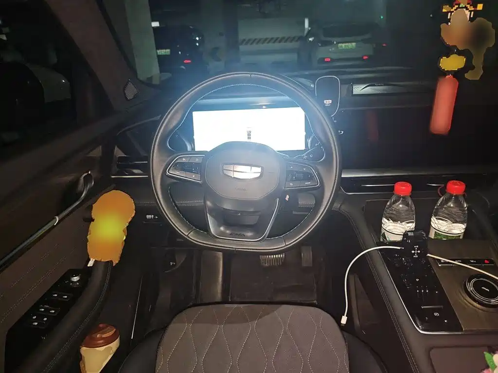 Geely Xingyue L — миниатюра 11