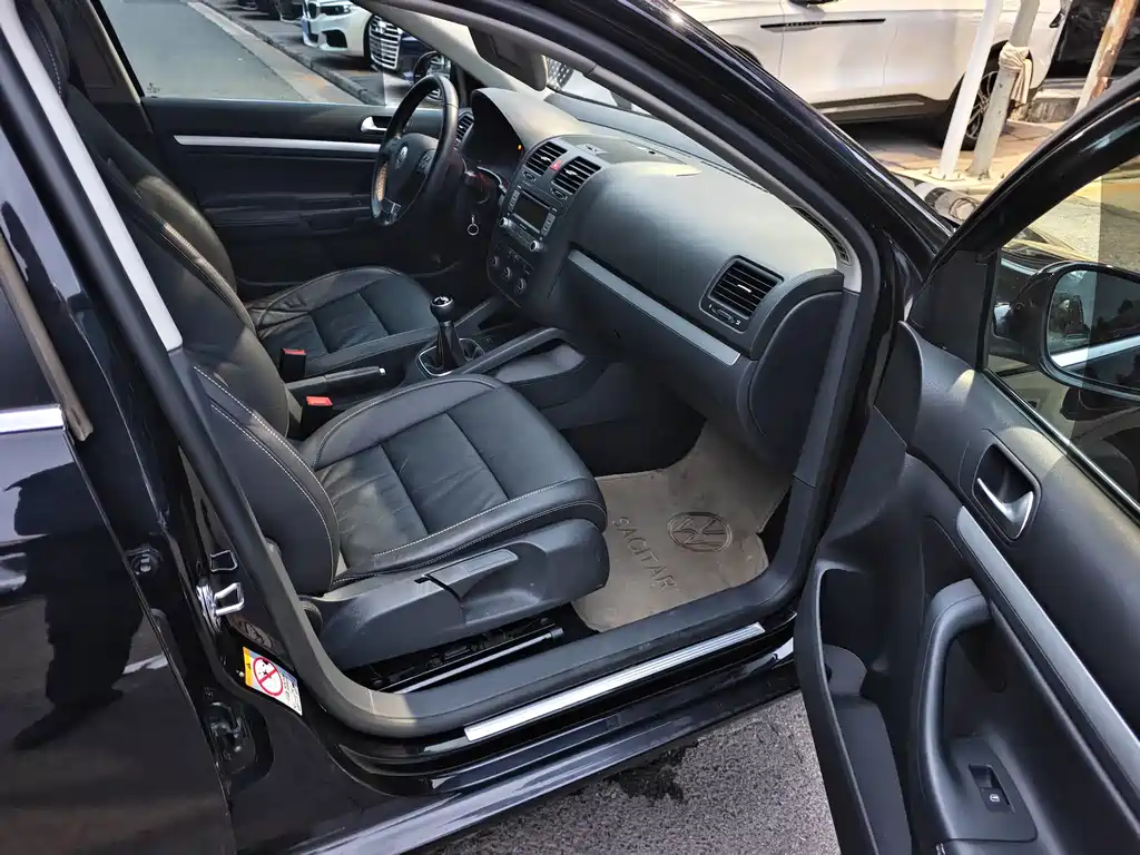 Volkswagen Sagitar — миниатюра 10