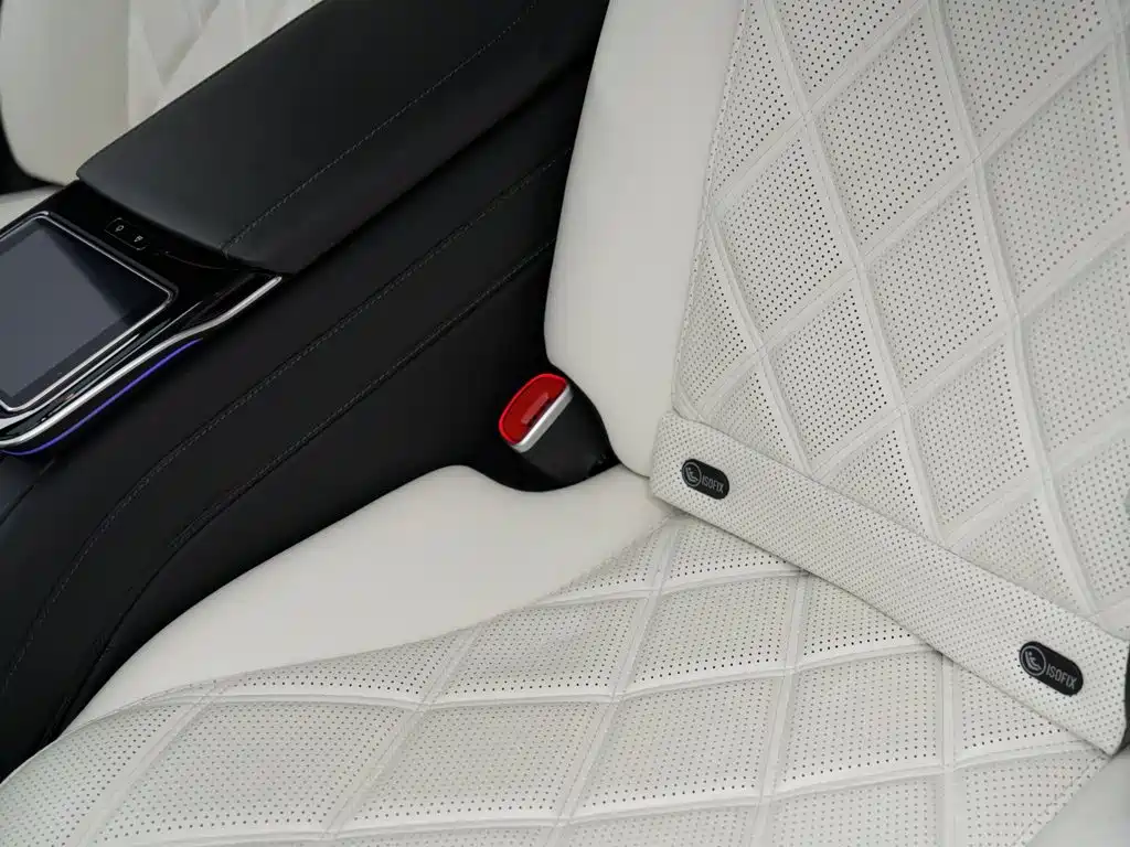 Mercedes-Benz S-Class — миниатюра 18