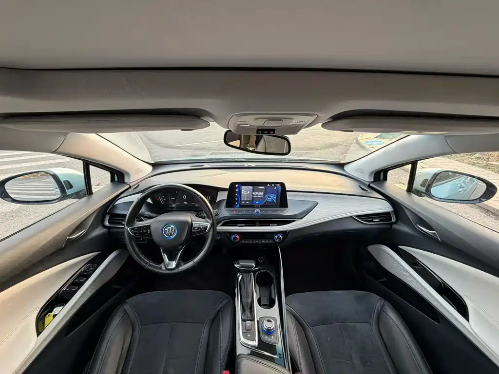 BUICK SLIGHTLY BLUE 6