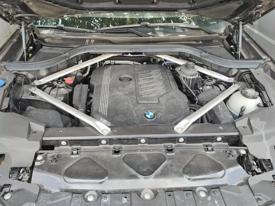 BMW X5 — миниатюра 10