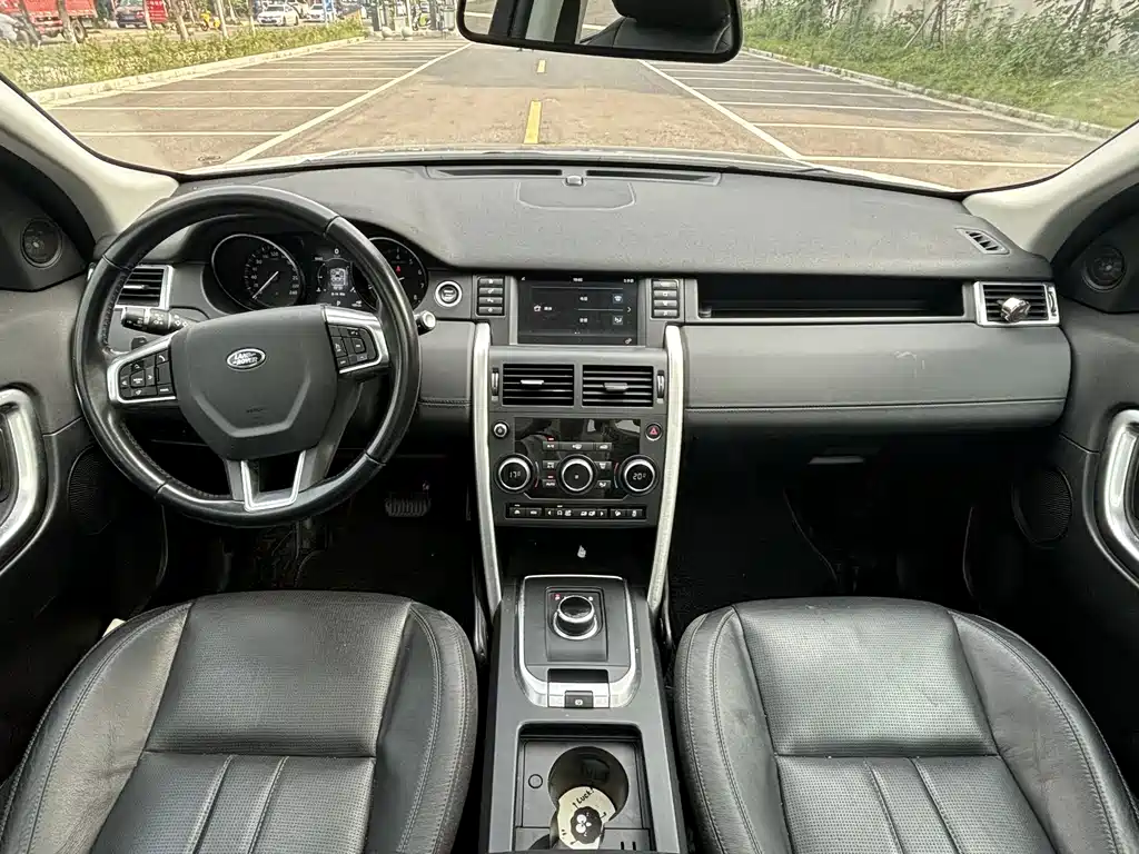 Land Rover Discovery Sport — миниатюра 6
