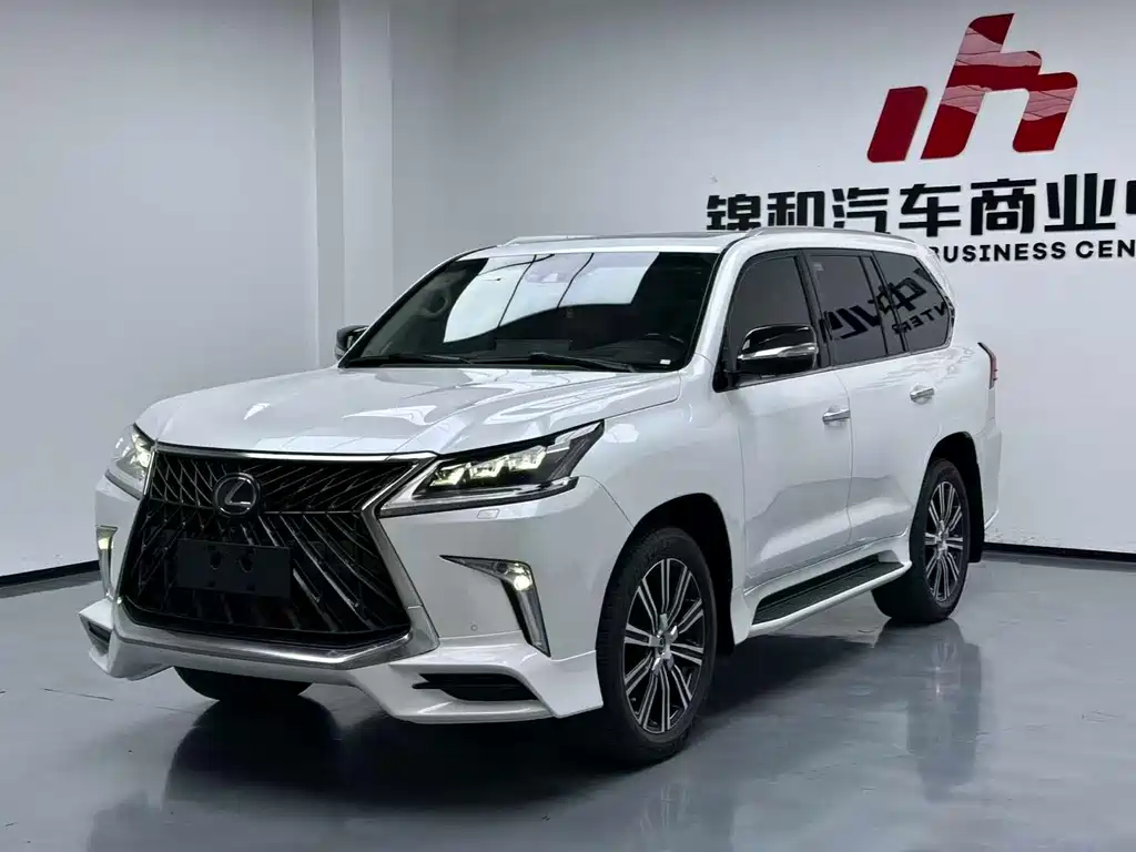 Lexus LX 2020