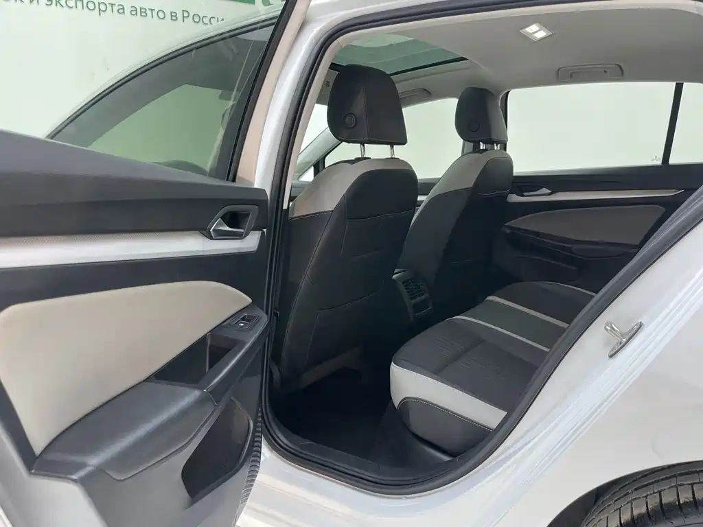 Volkswagen Golf — миниатюра 19