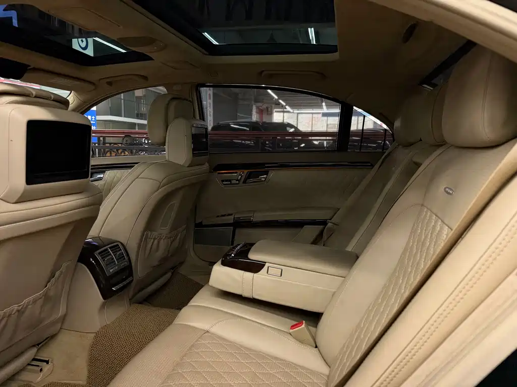 Mercedes-Benz S-Class AMG — миниатюра 7