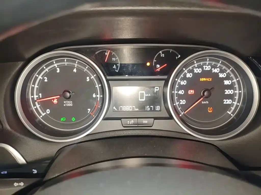 Peugeot 408 — миниатюра 12