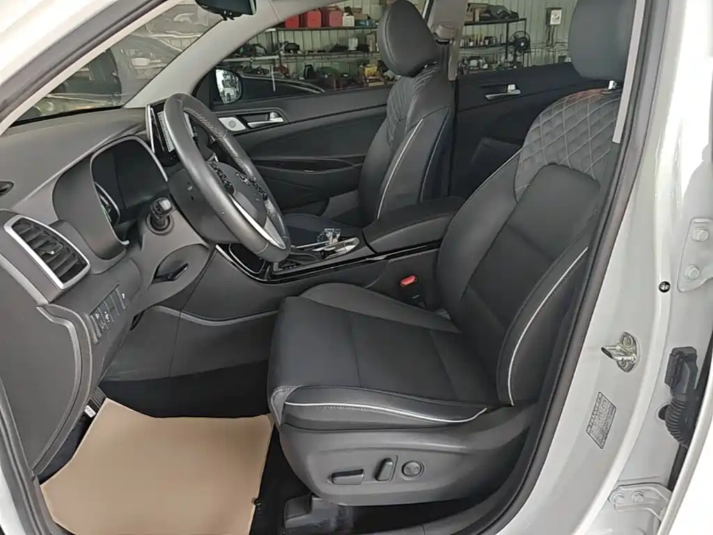 Hyundai Tucson — миниатюра 15