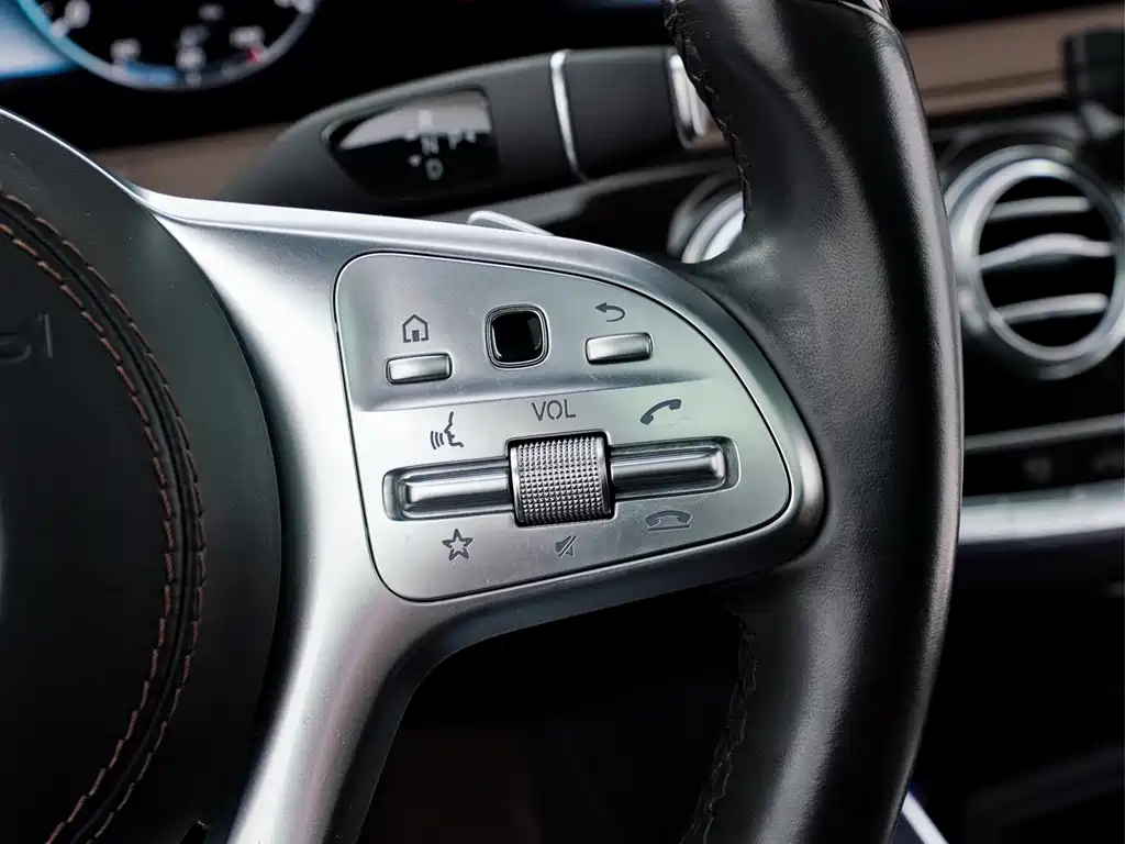 Mercedes-Benz S-Class — миниатюра 17