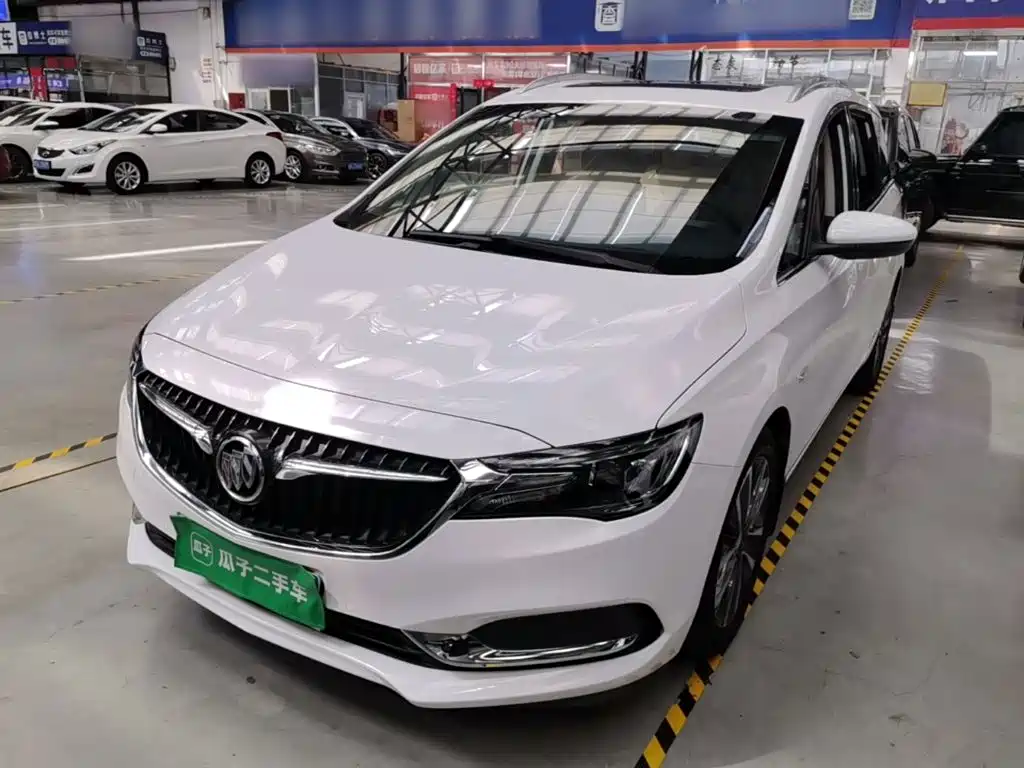 Buick GL6