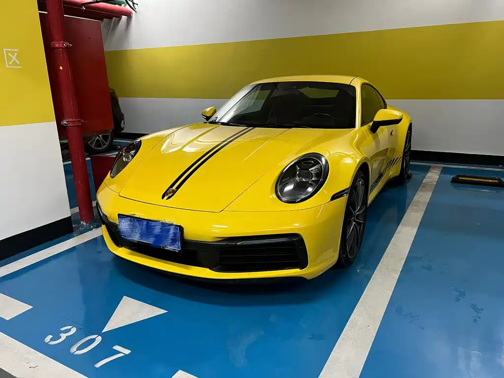 Porsche 911
