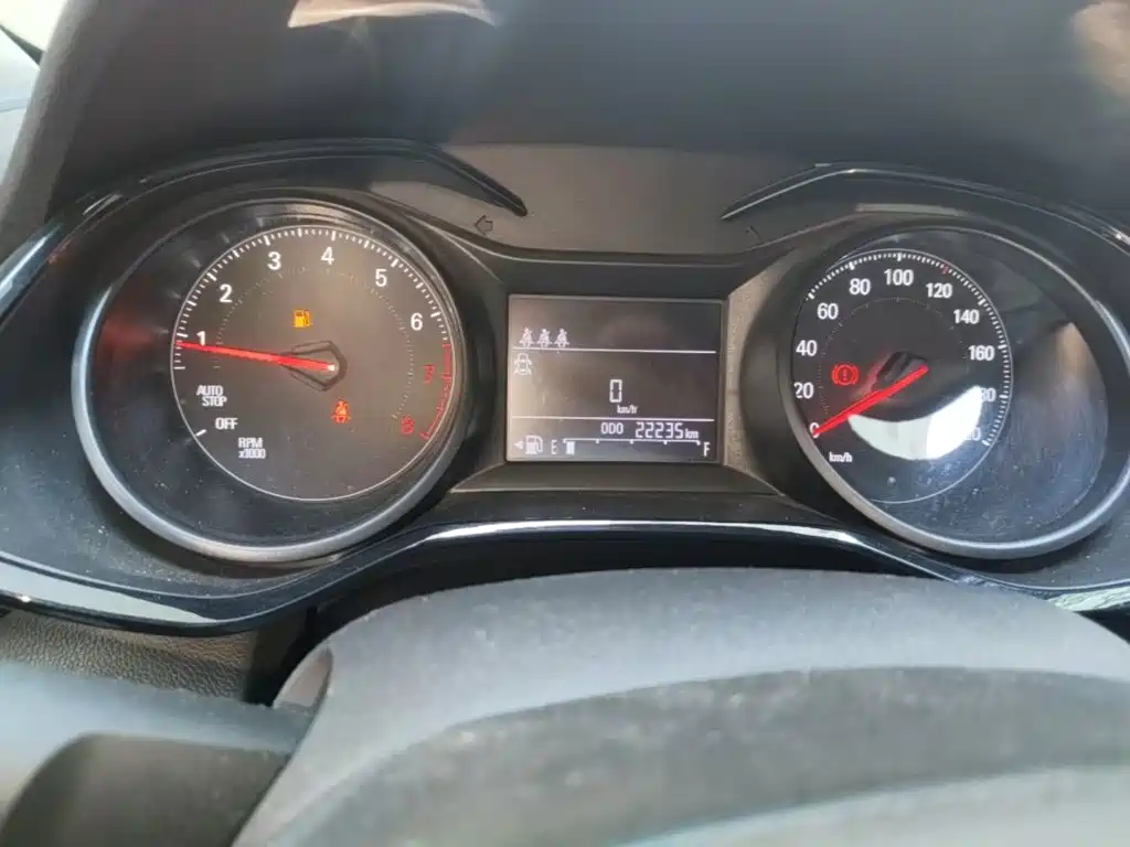 Chevrolet Cavalier — миниатюра 8