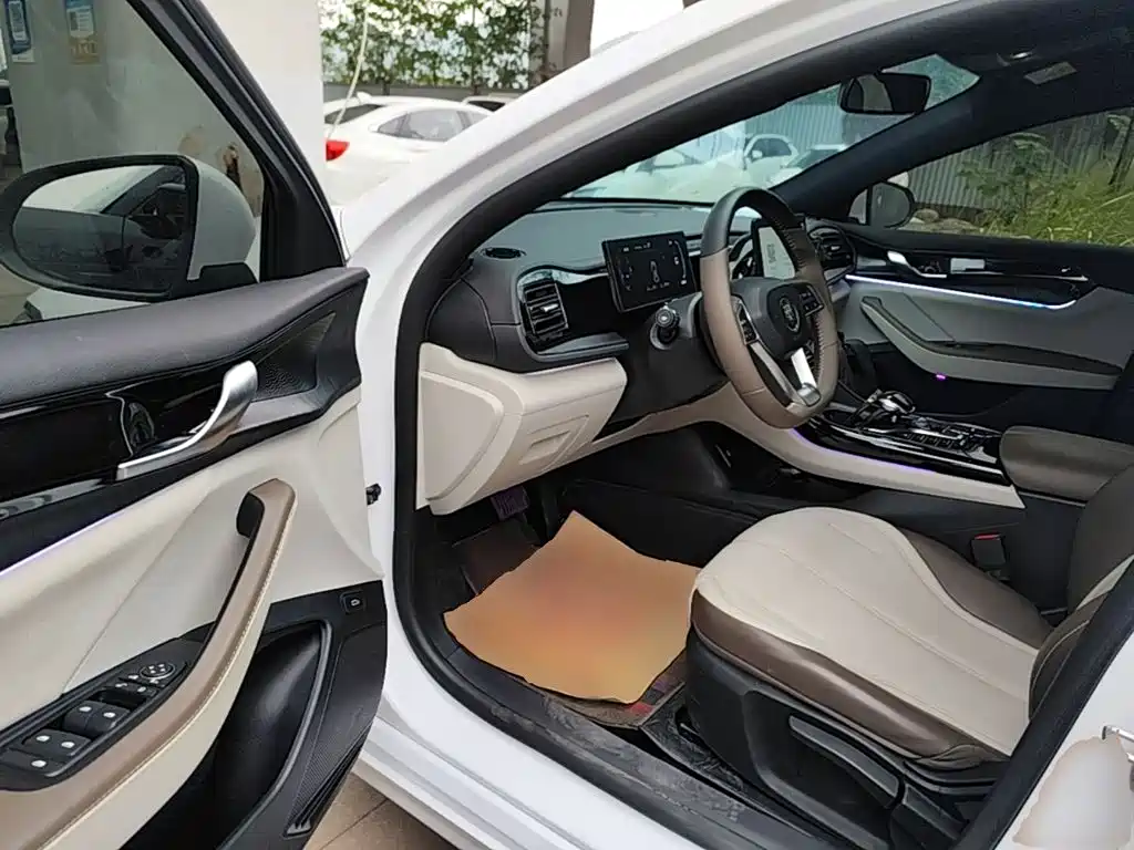 BYD Qin PLUS — миниатюра 16