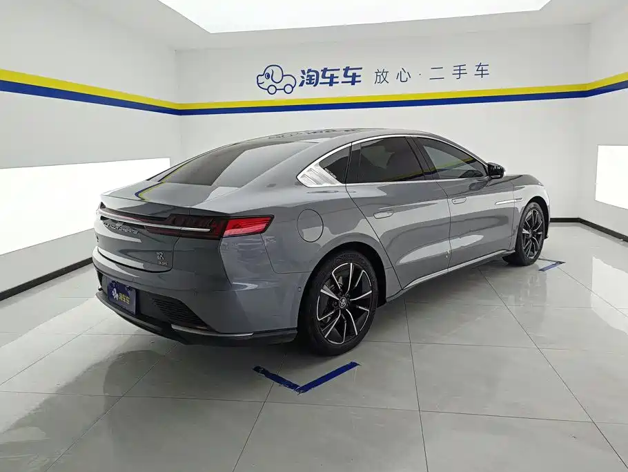 BYD Han — миниатюра 3