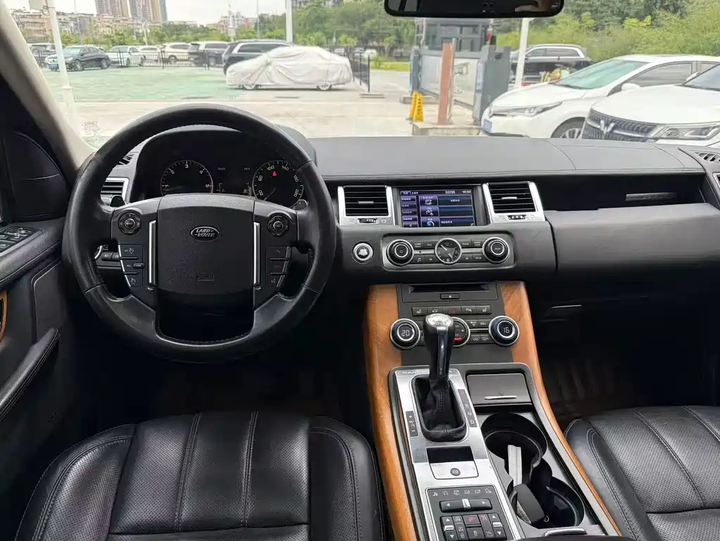 Land Rover Sport — миниатюра 6