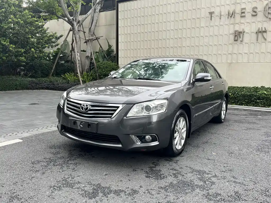 Toyota Camry 2011