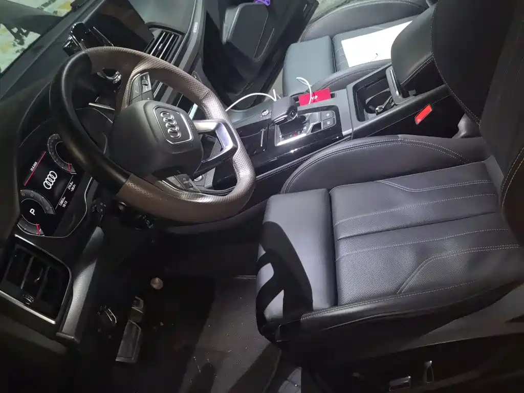 Audi Q5L — миниатюра 8