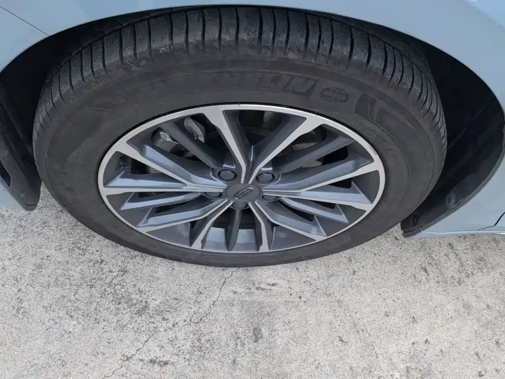 Geely Xingrui — миниатюра 23