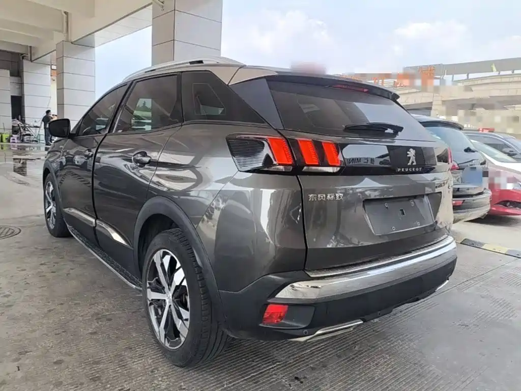 Peugeot 4008 — миниатюра 5