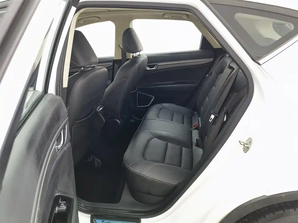 GEELY AUTOMOBILE EMGRAND GS