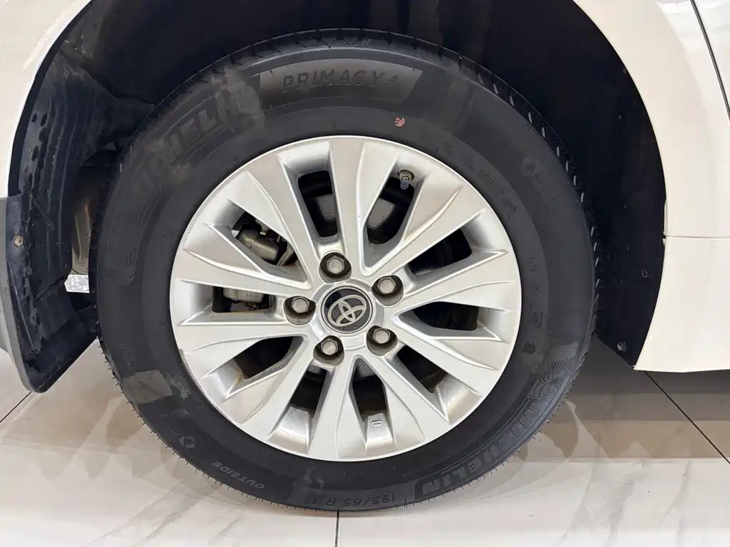 Toyota Corolla — миниатюра 19