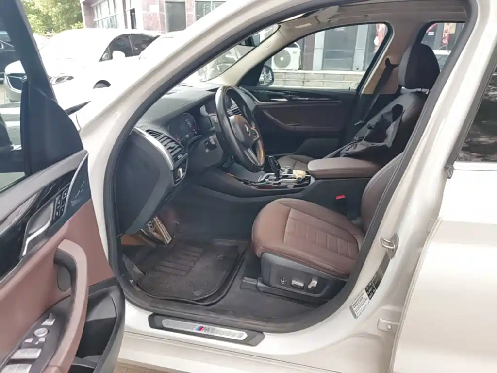 BMW X3 — миниатюра 16