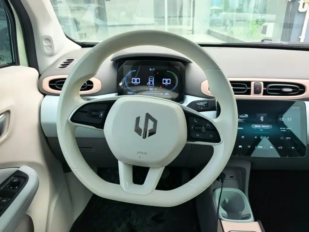 Leapmotor Leapmotor T03 — миниатюра 10