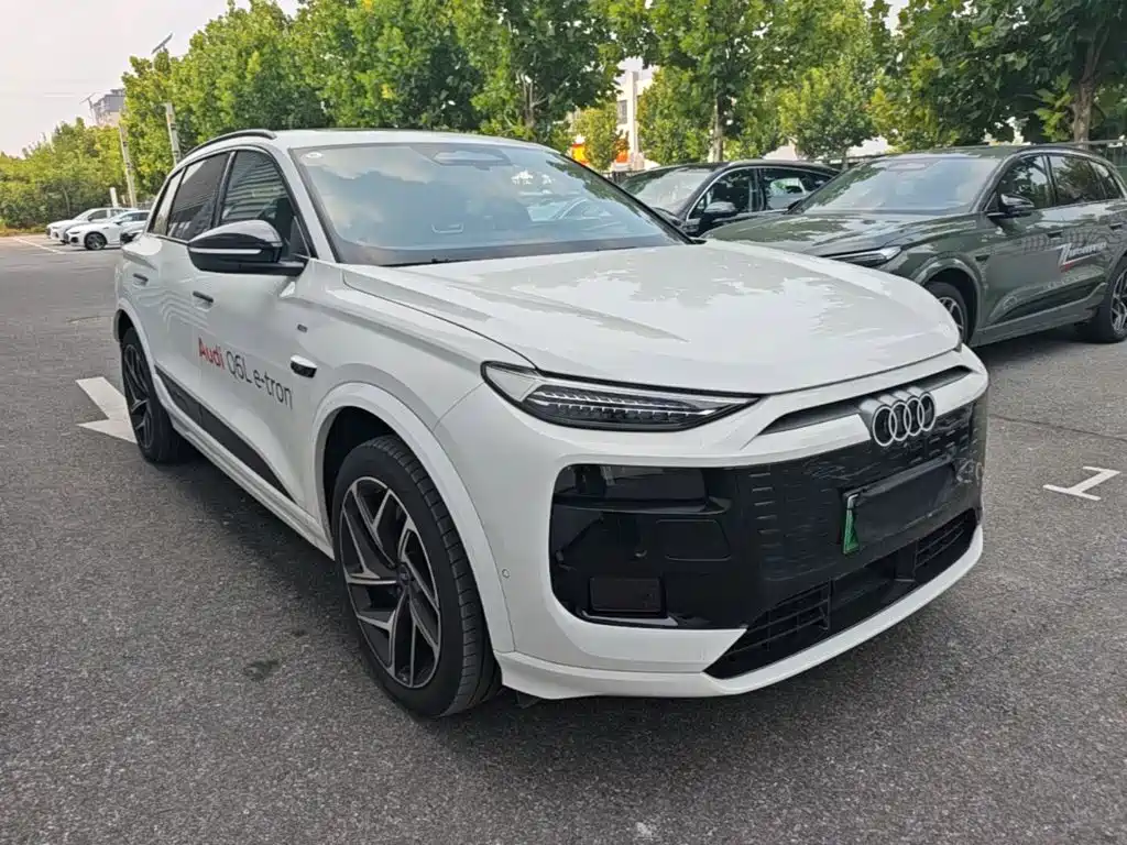 Audi Q6L e-tron — миниатюра 4