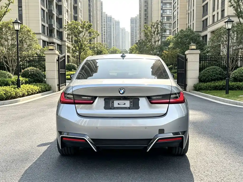 BMW i3 — миниатюра 8