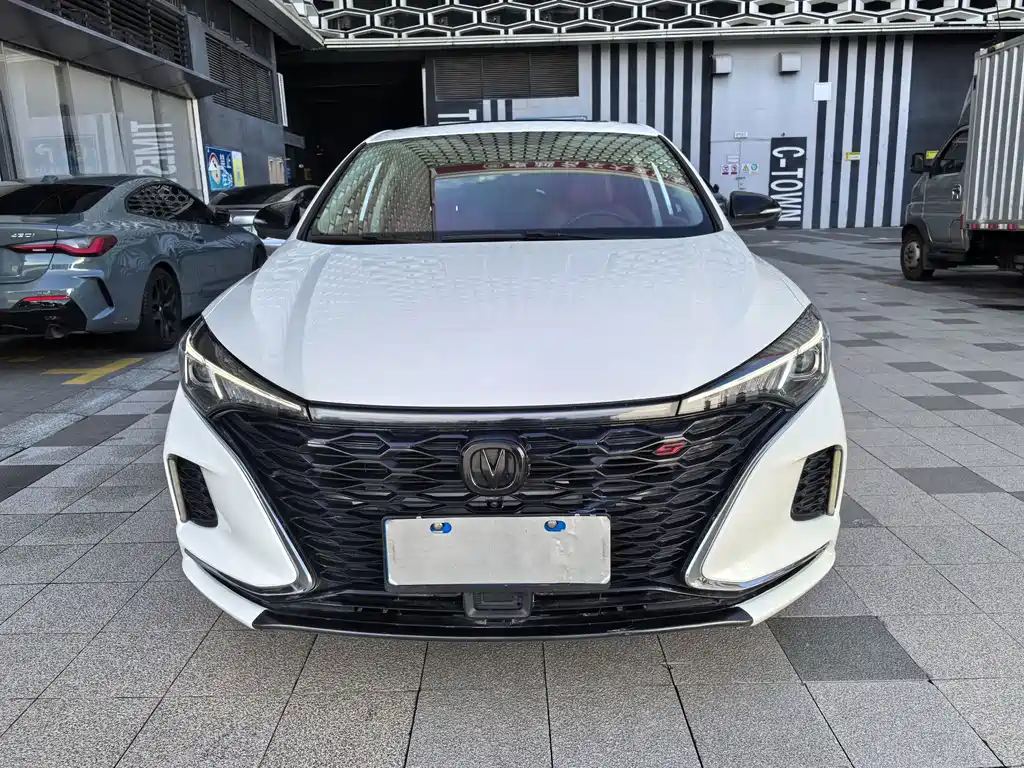 Changan Eado — миниатюра 2