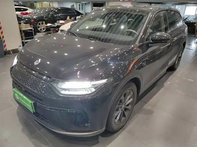 ZERO-RUNNING CAR ZERO RUN C11 2023