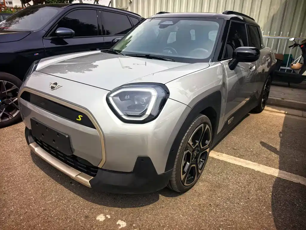 Mini MINI ACEMAN EV 2024