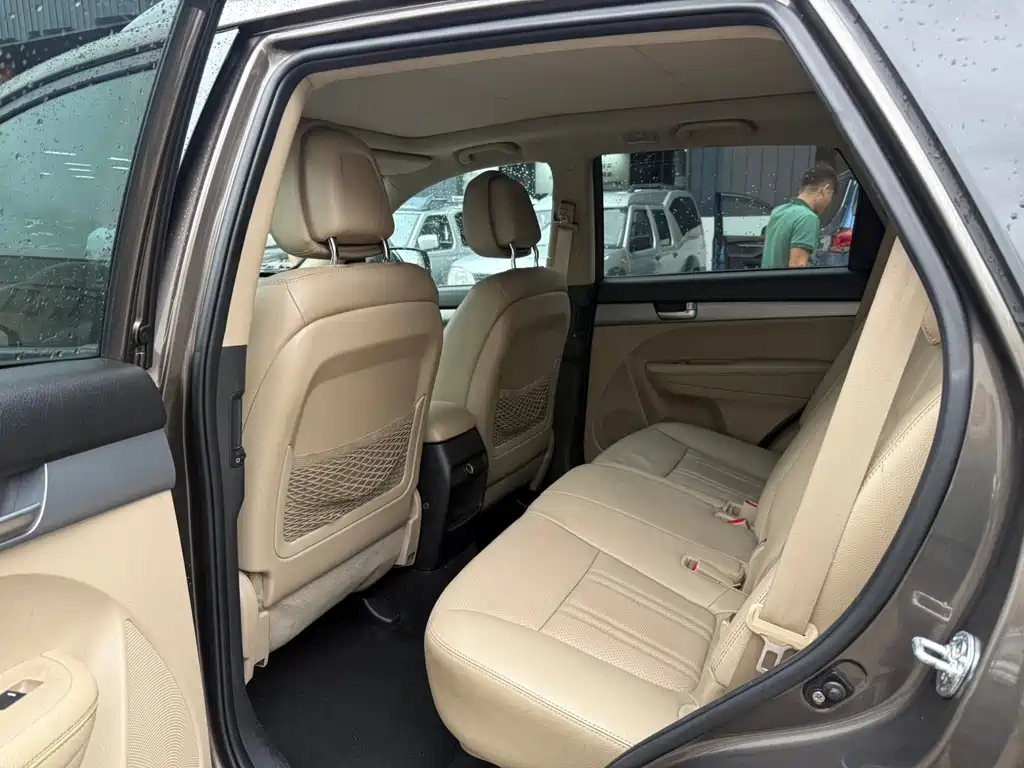 Kia Sorento — миниатюра 5