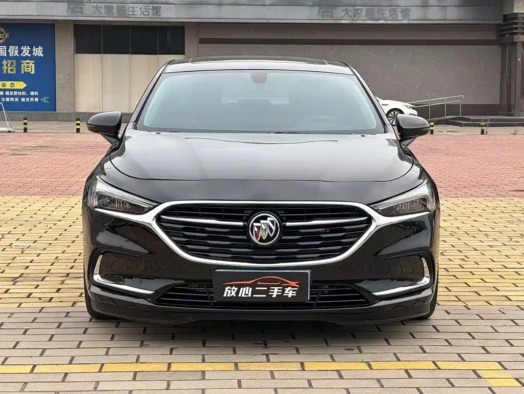 Buick LaCrosse — миниатюра 2