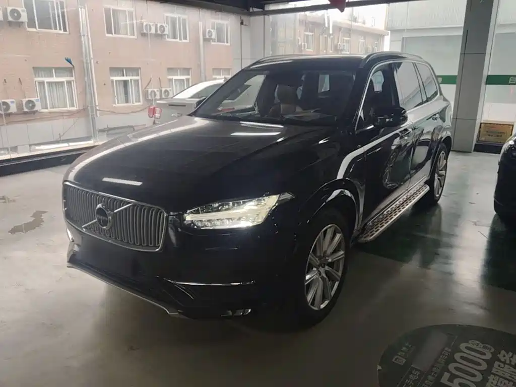 Volvo XC90 — миниатюра 2