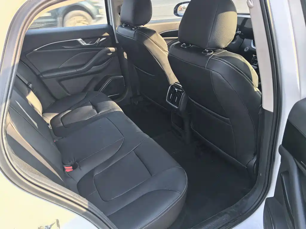 Bestune B70 — миниатюра 11