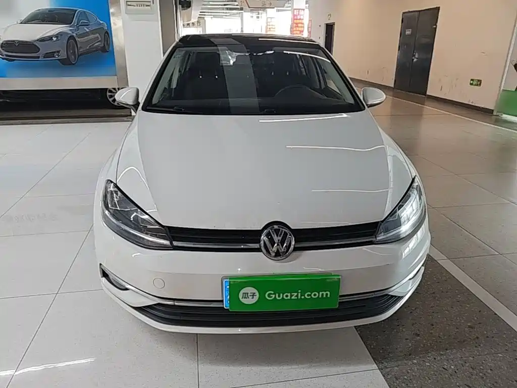 Volkswagen Golf — миниатюра 3