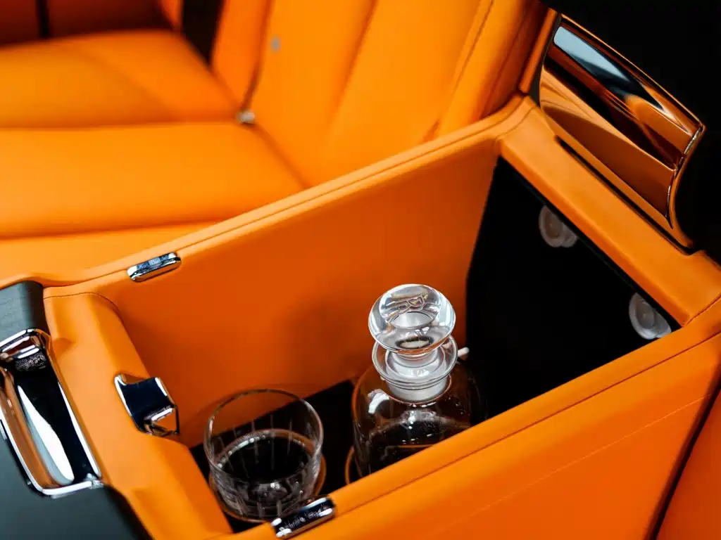 Rolls-Royce Cullinan — миниатюра 11