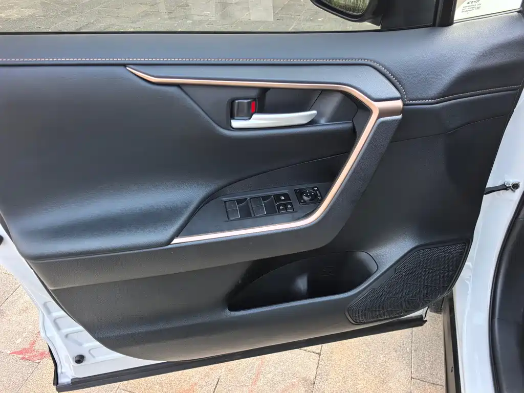 Toyota Wildlander — миниатюра 9