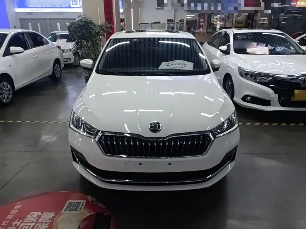 Skoda Rapid — миниатюра 3