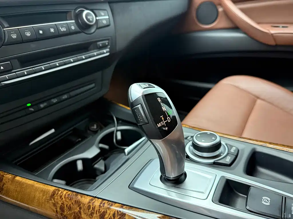 BMW X5 (Import) — миниатюра 12