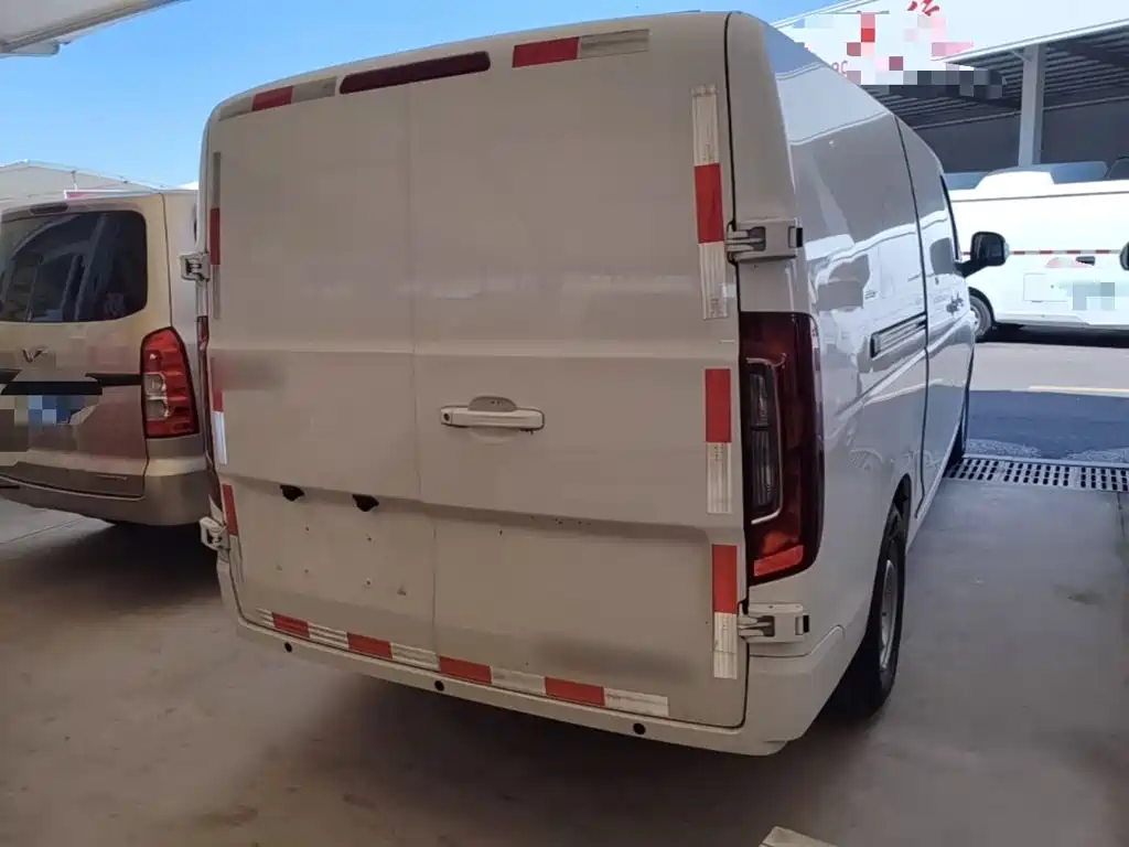 Dongfeng 睿立达V7 — миниатюра 7