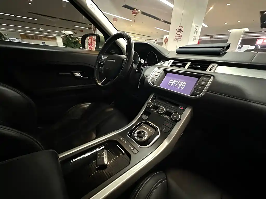 Land Rover Evoque (Import) — миниатюра 18