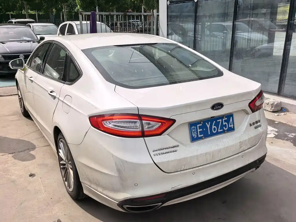 Ford Mondeo — миниатюра 2