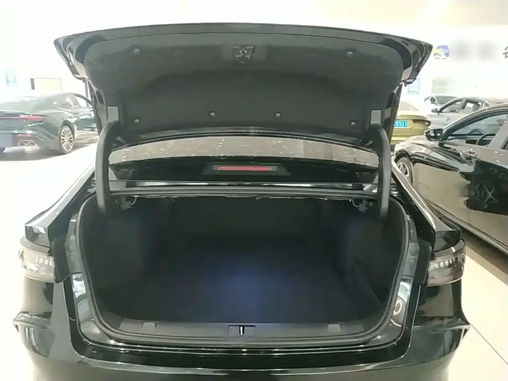 Chery Arrizo 8 — миниатюра 19