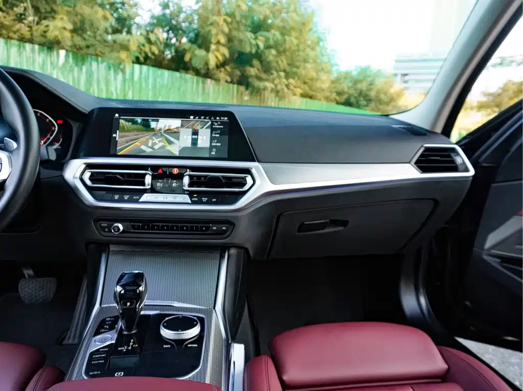 BMW 3 Series — миниатюра 25
