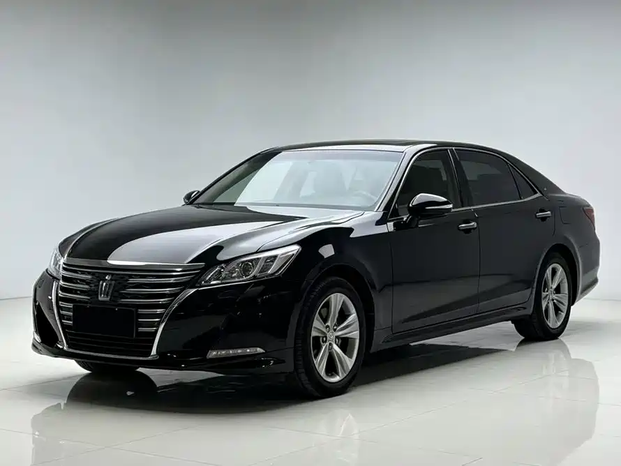 Toyota Crown — миниатюра 2