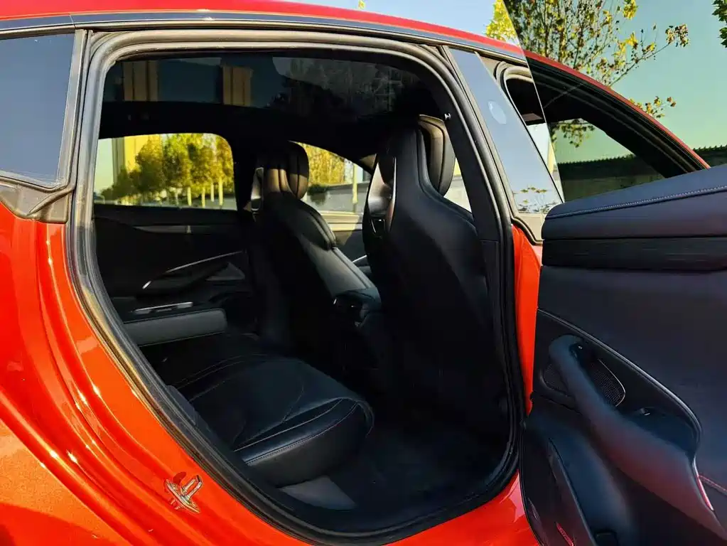 XIAOMI CAR XIAOMI SU7