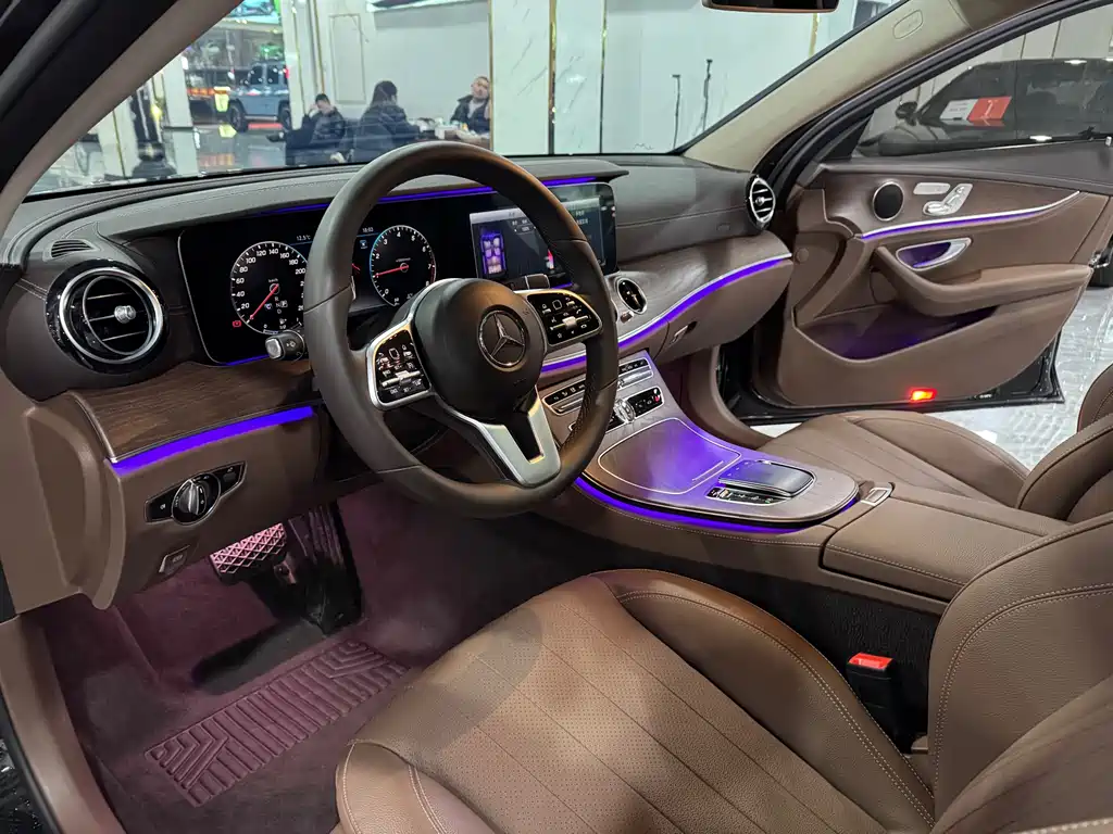 Mercedes-Benz E-Class E 2020 E 300 L Fashion