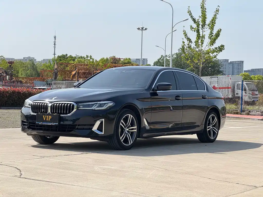 BMW 5 Series 2023